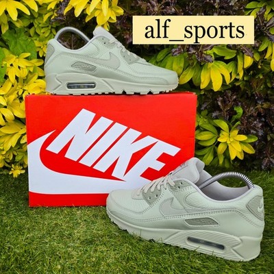  Neu mit Karton & Original Nike  Air Max 90 Premium Turnschuhe in Spruce Fog UK Größe 7