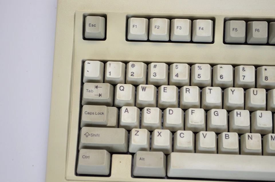 IBM Model M Keyboard 71G4644 Quiet Touch Rubber Domes - Ugly Cable! - Image 2 of 4