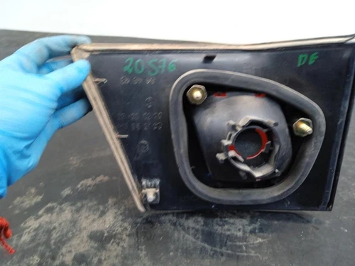 4G92 Piloto Trasero Derecho para MITSUBISHI CARISMA BERLINA 4 (DA0) 1998 1035667 - Imagen 2 de 6