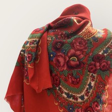 Grand Foulard Carré En Viscose Rouge à Motif Floral Abstrait - Marque Inesens - Occasion Très Bon état