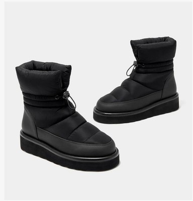 Woman Shoes Beau Today