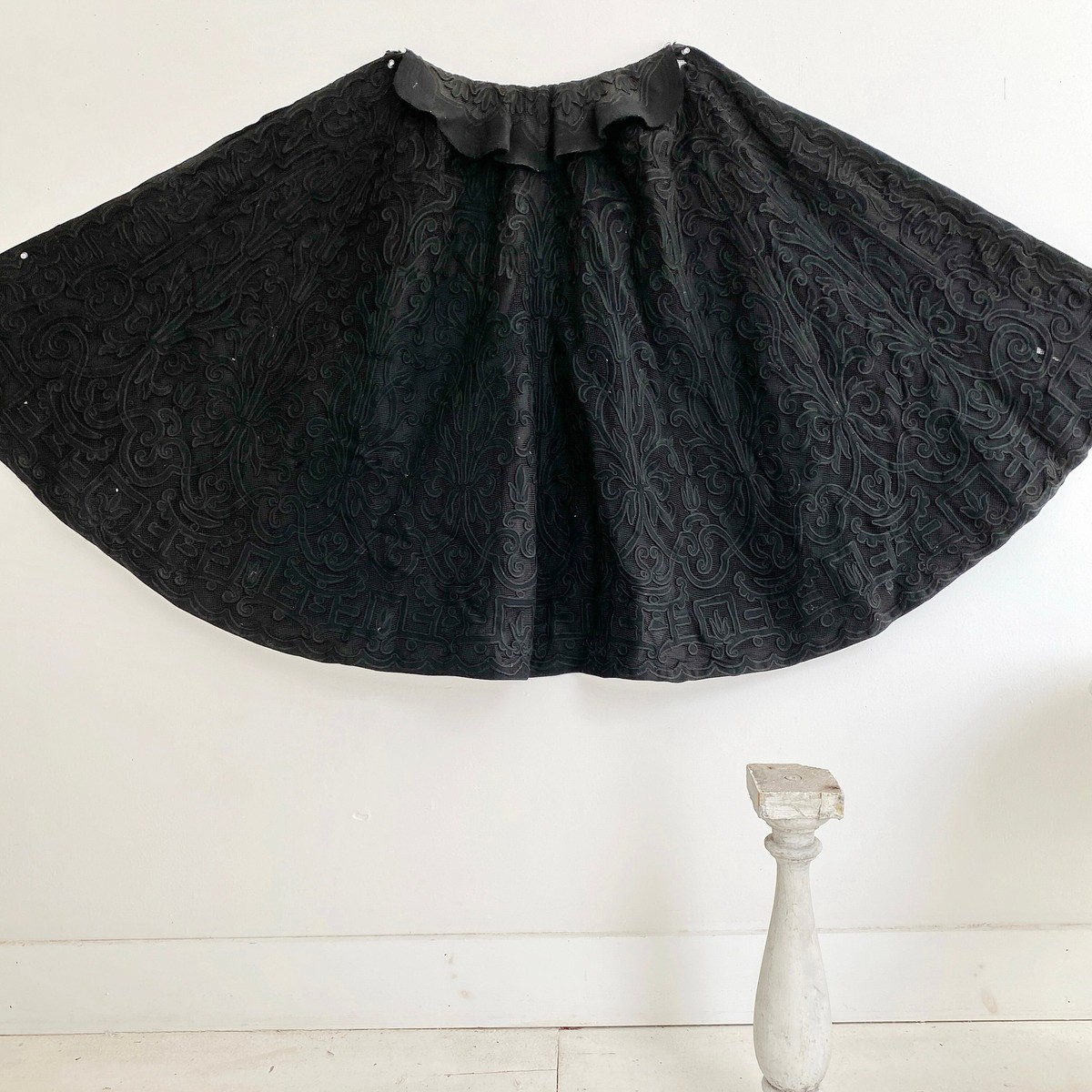 Antique French cape cloak coat BLACK Victorian era clothing Antique French cape cloak coat BLACK Victorian era clothing