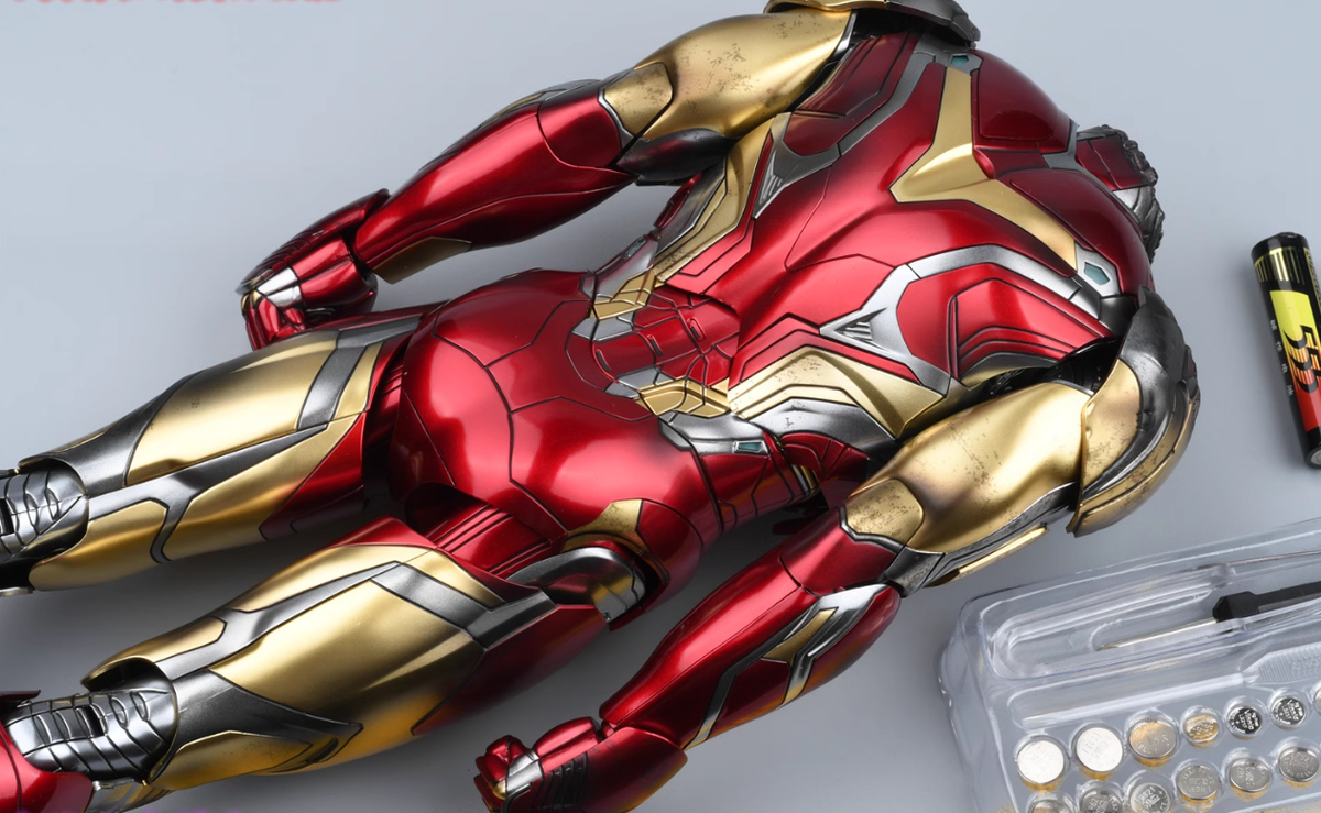 Hot Toys Avengers: Endgame - Iron Man Mark LXXXV (Battle Damaged