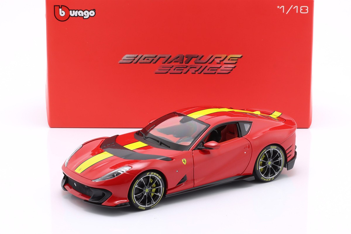 Ferrari 812 Competizione 2021 Rosso Corsa Red / Yellow - Signature