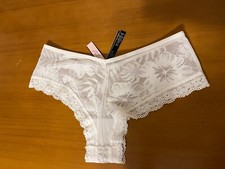 NWT VICTORIA'S SECRET CHEEKY PANTIES SIZE M/M COLOR: WHITE