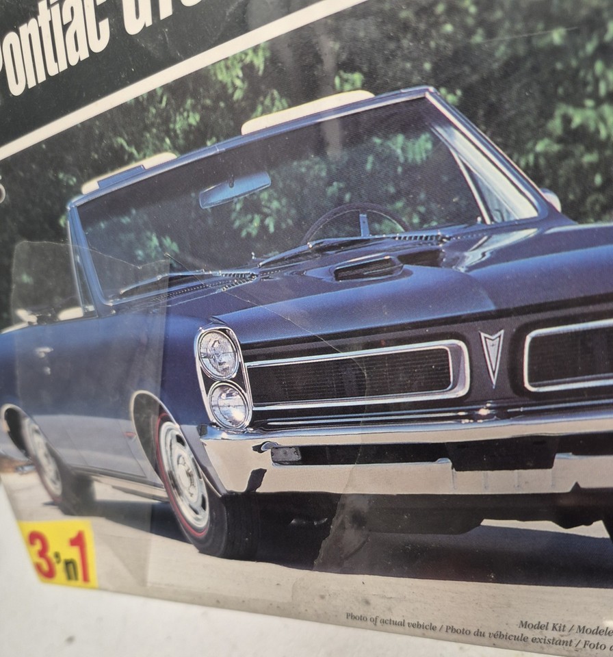 AMT/Ertl 1965 Pontiac GTO Convertible Factory Sealed Model Car Kit ...