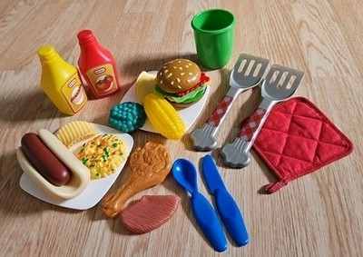 Lot Of Kids Play Food & Dishes Grill Set Burger Hot Dog Veggies Chips Plates +