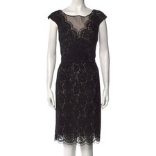 Vera Wang Black Lace Cocktail Dress Size 8 Scalloped Illusion Sheath LBD EUC