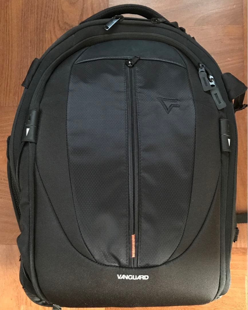 VANGUARD Camera Backpack - image 1