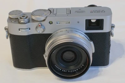 Fujifilm X100V