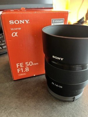Sony SEL-50F18F 50mm Festbrennweite Vollformat E-Mount