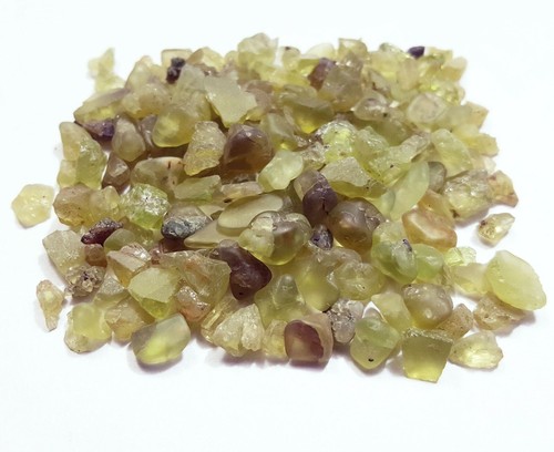 Lote de piedras preciosas sueltas de peridoto natural áspero 135,65 quilates con regalo gratis - Imagen 3 de 6