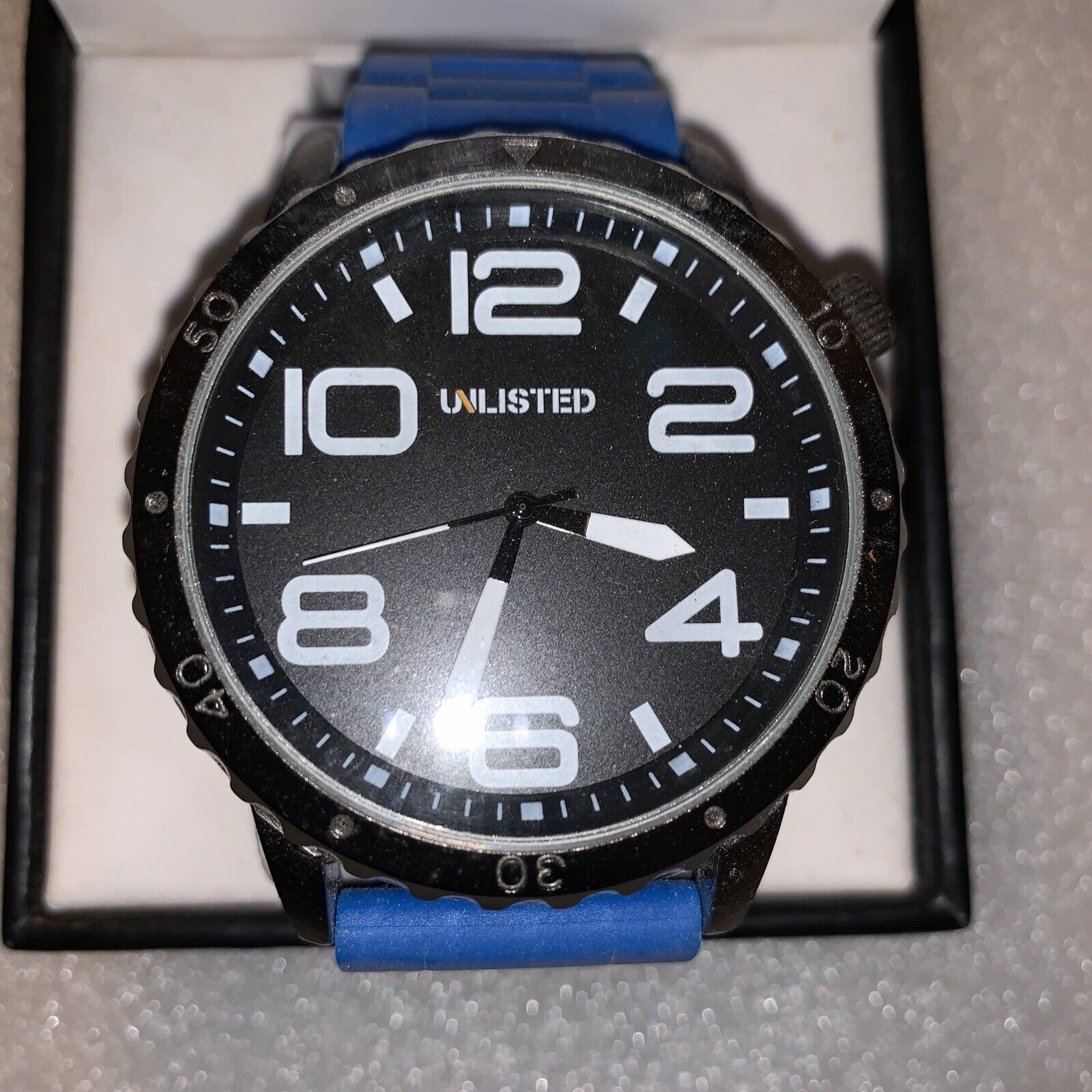 UNLISTED KENNETH COLE Mens Watch Black Big Face Blue Silicone Band UL1301