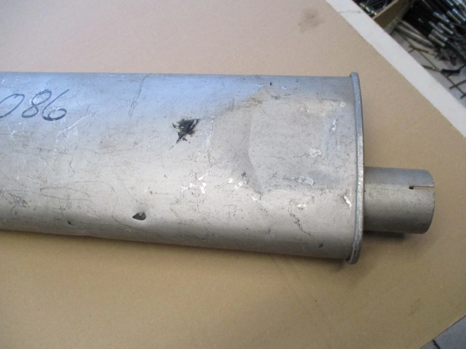 BMW E36 3er Auspuff Auspufftopf Mitteltopf exhaust muffler orig. Walker 81504 - Bild 2 von 4