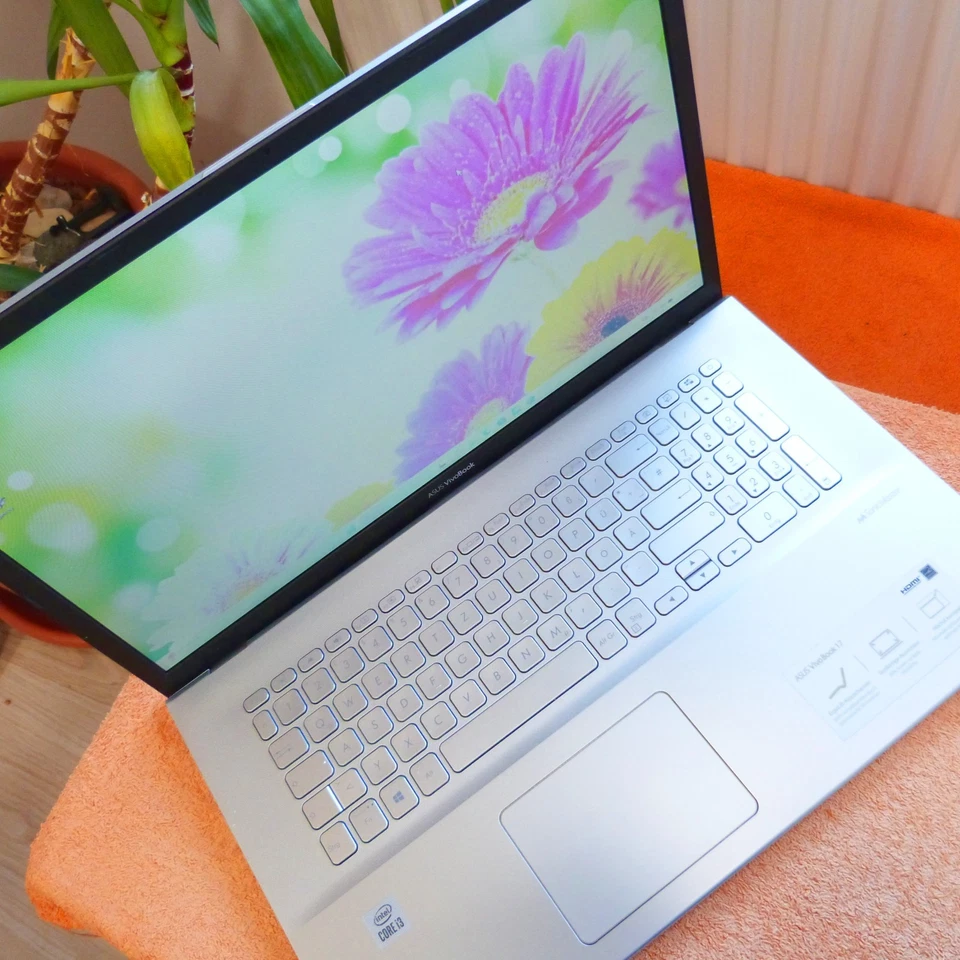 Asus K712 VivoBook METALL UltraBook I 10 Gen Intel I  17 Zoll l SSD Windows 11 - Bild 4 von 4