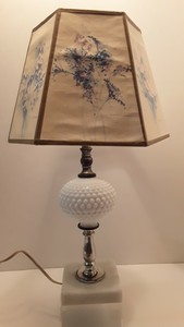 hobnail table lamp