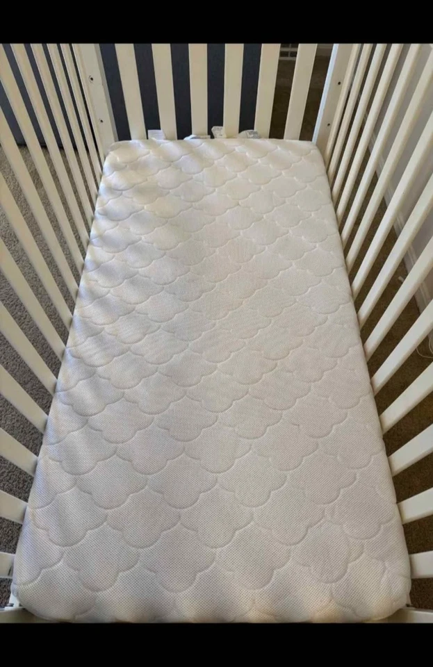 Colchón para cuna Newton Original bebé niño - blanco, incluye 2 fundas, transpirable Foto 3 de 4