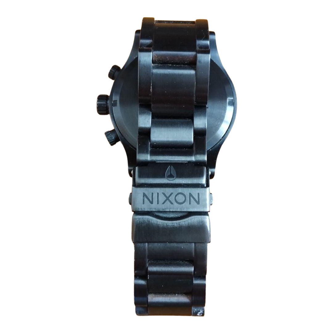 Nixon The 42-20 Chrono 200m matte black Quartz watch with Nixon The 42-20 Chrono 200m matte black Quartz watch with