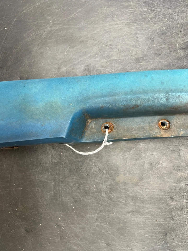 1982-1987 Chevrolet GMC S10 S15 OEM Driver Door Arm Rest Grab Handle 20235108 - Image 3 of 4