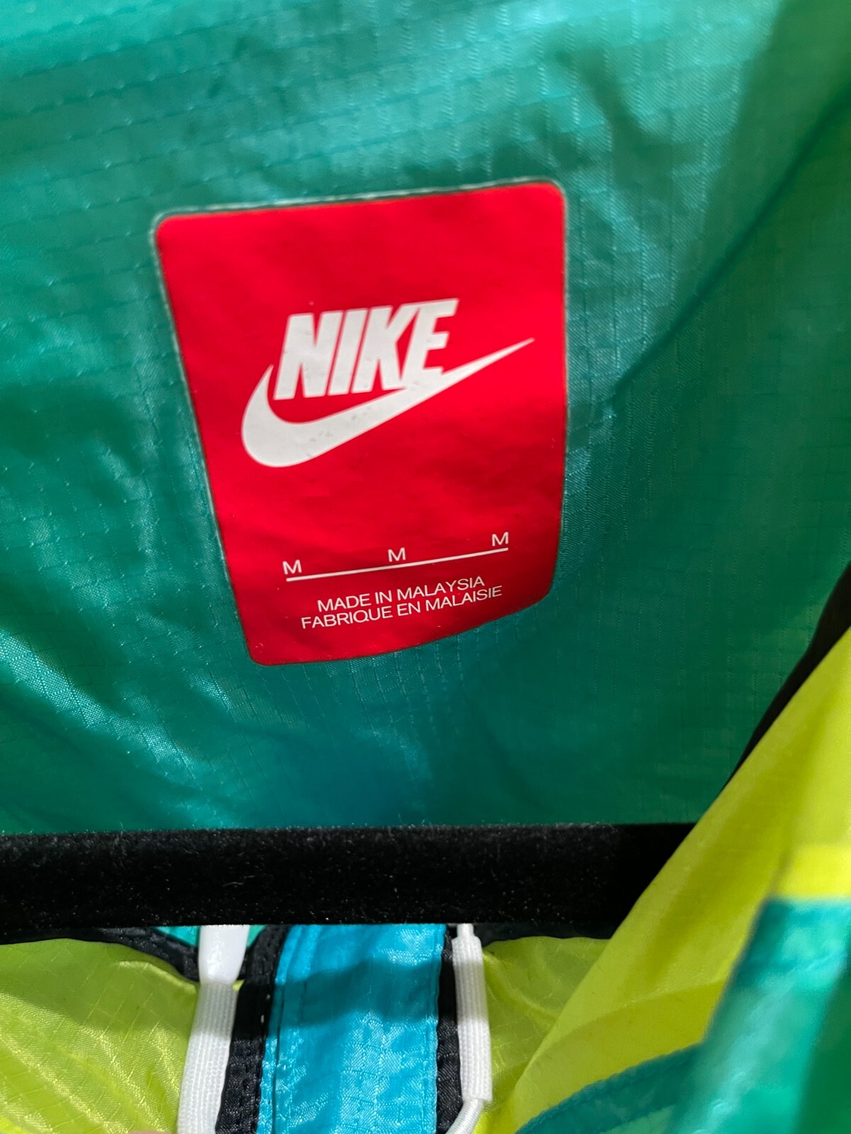 Nike Mens Tech Hyperfuse Windrunner Jacket  58510… - image 3