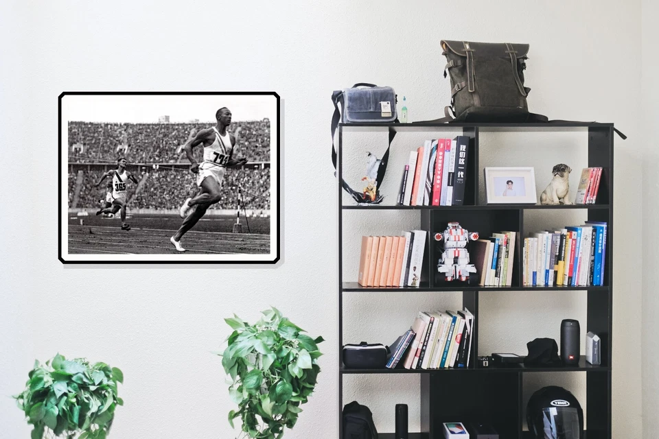 Jesse Owens Poster, Olympic Champion, Sprinter, Running, Track & Field Athlete  - Image 4 of 4