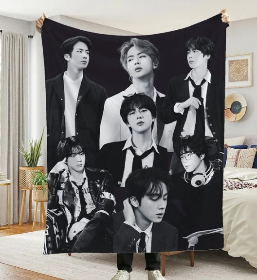 bts ジン ブランケット BTS Jin Boyfriend Blanket, The Astronaut Jin Sherpa Blanket | eBay