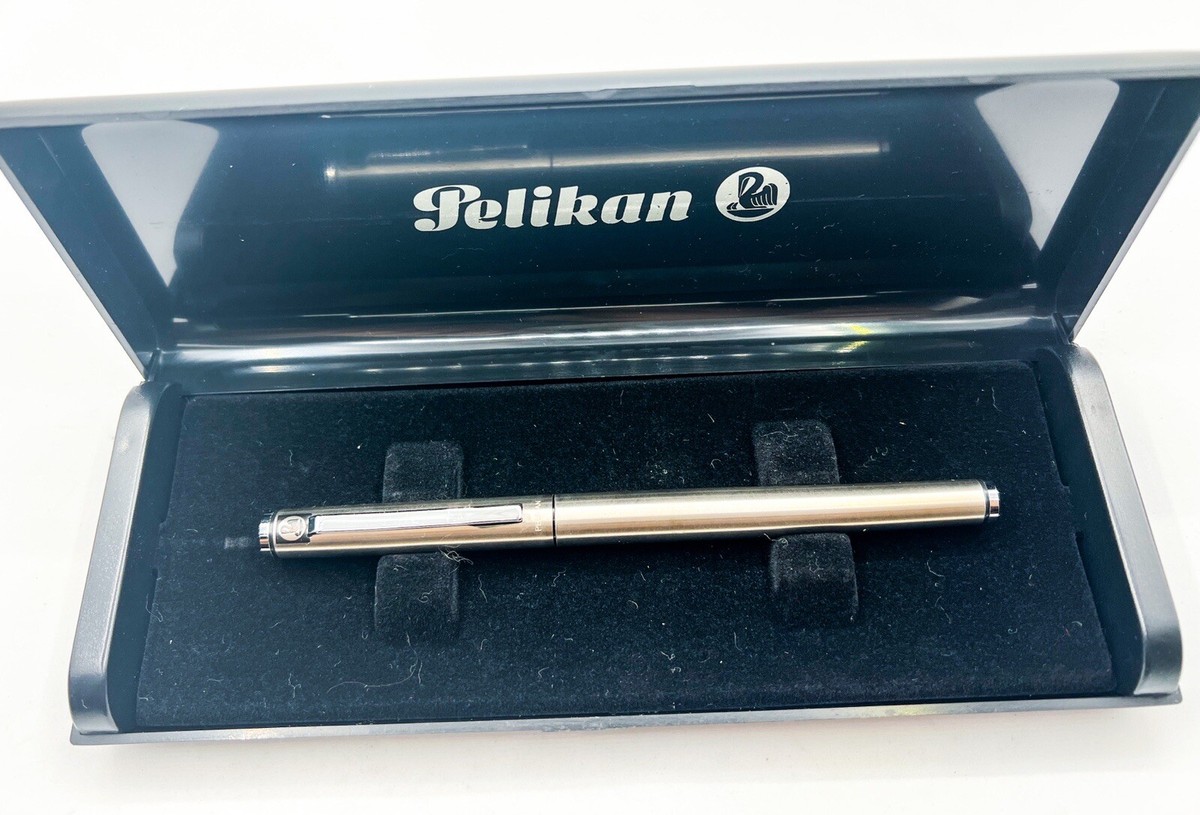 PELIKAN 1980s SIGNUM P520 fountain pen STEEL With Box Free PELIKAN 1980s SIGNUM P520 fountain pen STEEL With Box Free