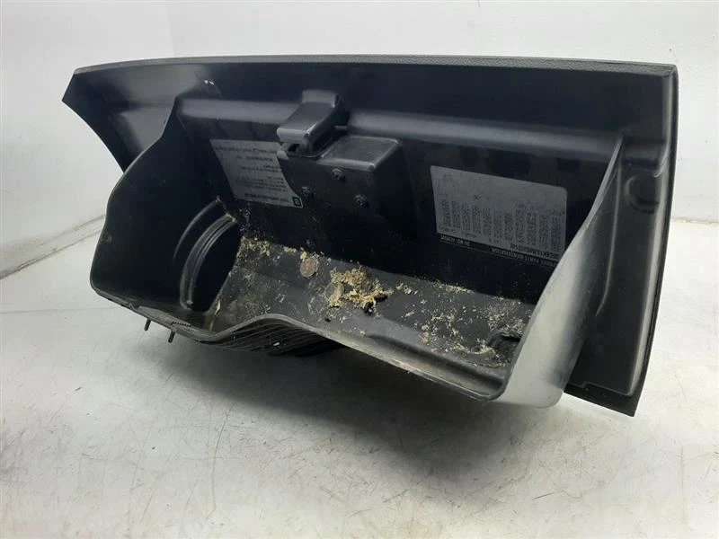 Air Cleaner With High Capacity Opt K47 07-08 Chevrolet Avalanche 1500 15908907 - Image 3 of 4