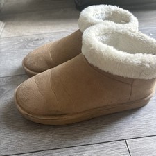 Brown Fluffy Primark Uggs Size 5 Worn A Few Times Good Conditions