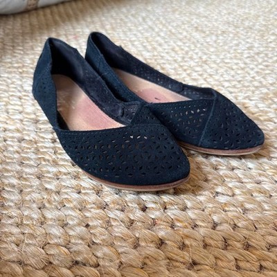 Toms Women's Black and Navy Ballet-shoes