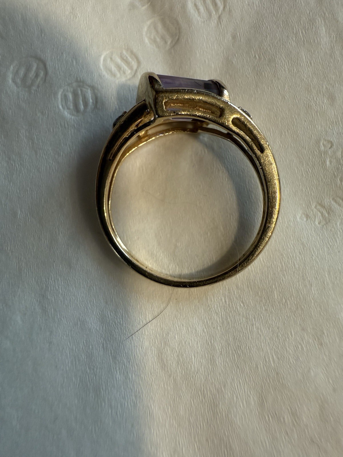 14k Yellow Gold Ring Rectangular Amethyst Bezel D… - image 3