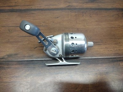 Vintage Daiwa SilverCast MiniCast 40 SpinCasting Reel MC40 Right