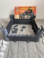 VTG Timpo Toyway Super Detailed Knights Castle W/Knights Ready To Battle England