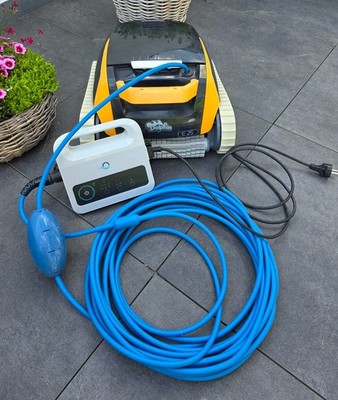 Dolphin E25 Poolroboter - TOP Zustand- Kabel neu , Inspektion neu