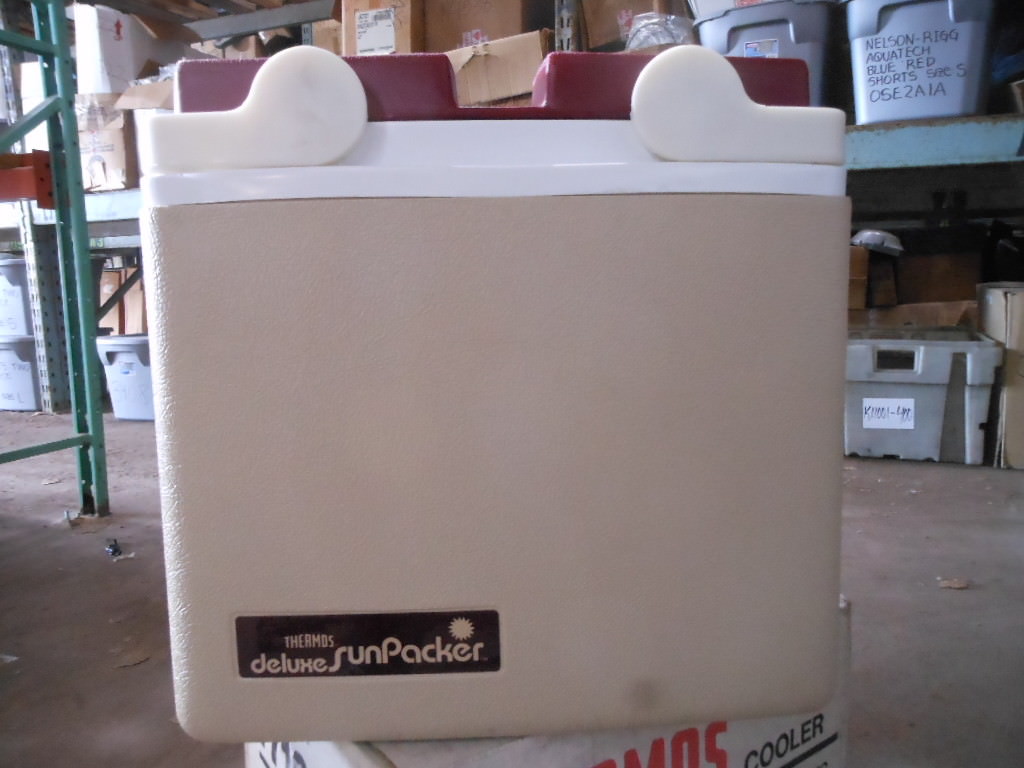 NOS Vintage Made in USA Thermos Deluxe SunPacker Sun Packer 4 Gallon