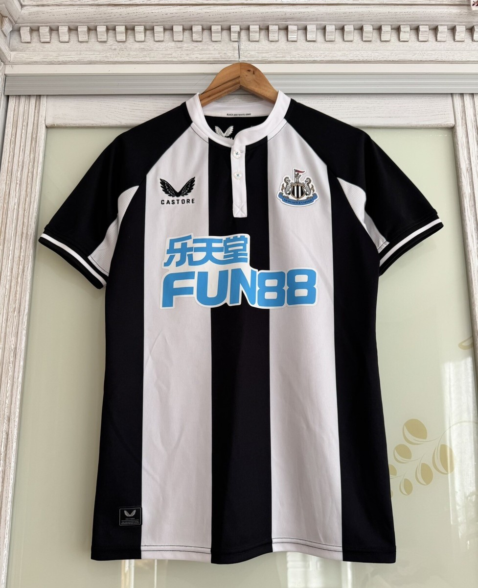Newcastle United 2021-2022 Home Soccer Jersey Football Kit Shirt