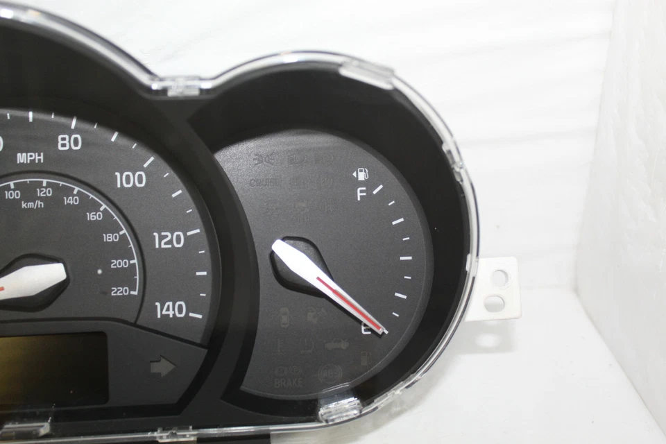 Speedometer Instrument Cluster 2012-2014 Kia Rio Dash Panel Gauges 58,243 Miles - Image 4 of 4