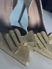 BETSEY JOHNSON Prince Champagne Gold Glitter Bow Stiletto High Heel Size 10
