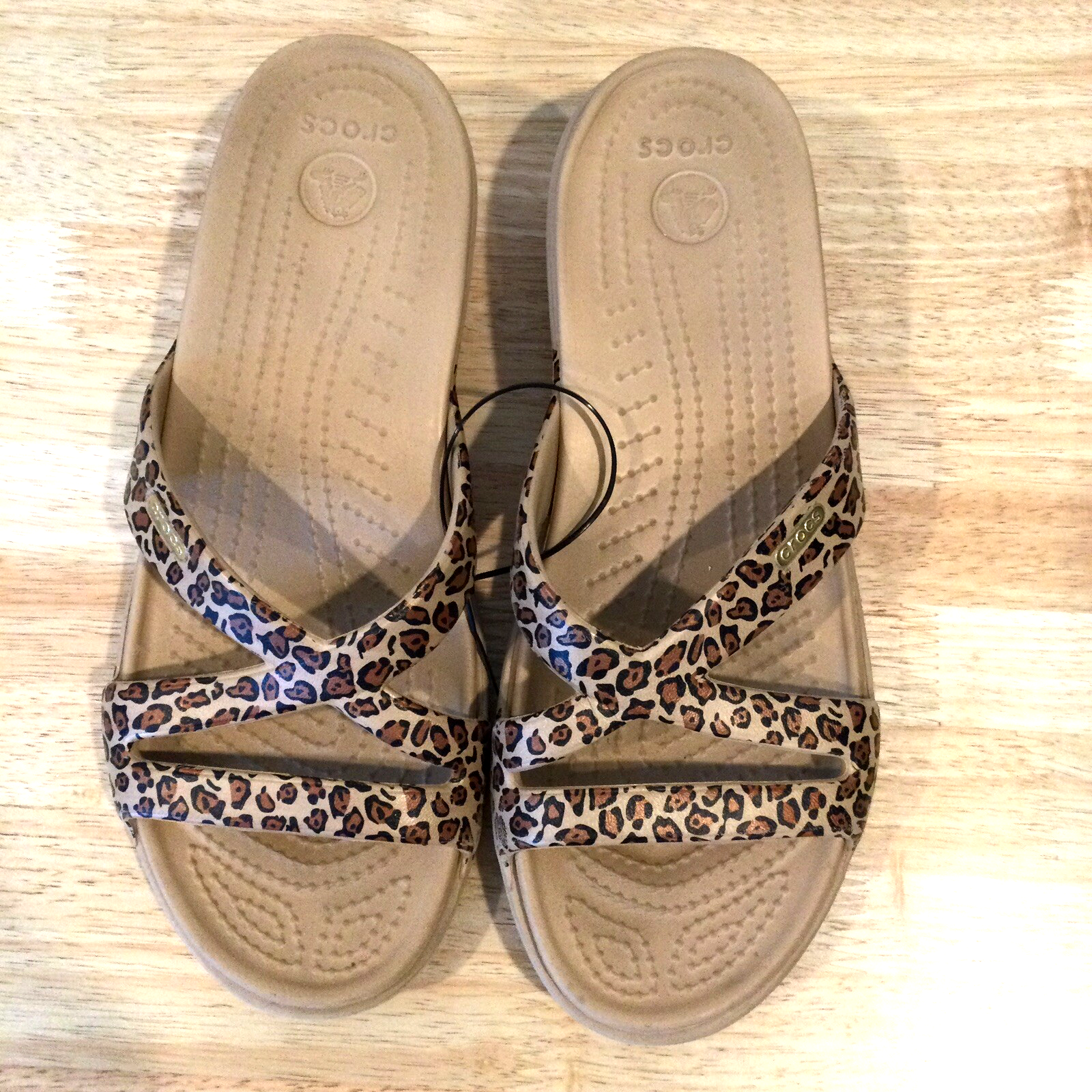 SAOLA Sandalo donna Crocs Kadee II taglia 9 oro leopardato suola morbida ammortizzata