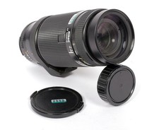 Nikon AF NIKKOR 75-300mm F4.5-5.6 zoom tele-macro lens with collar #2885