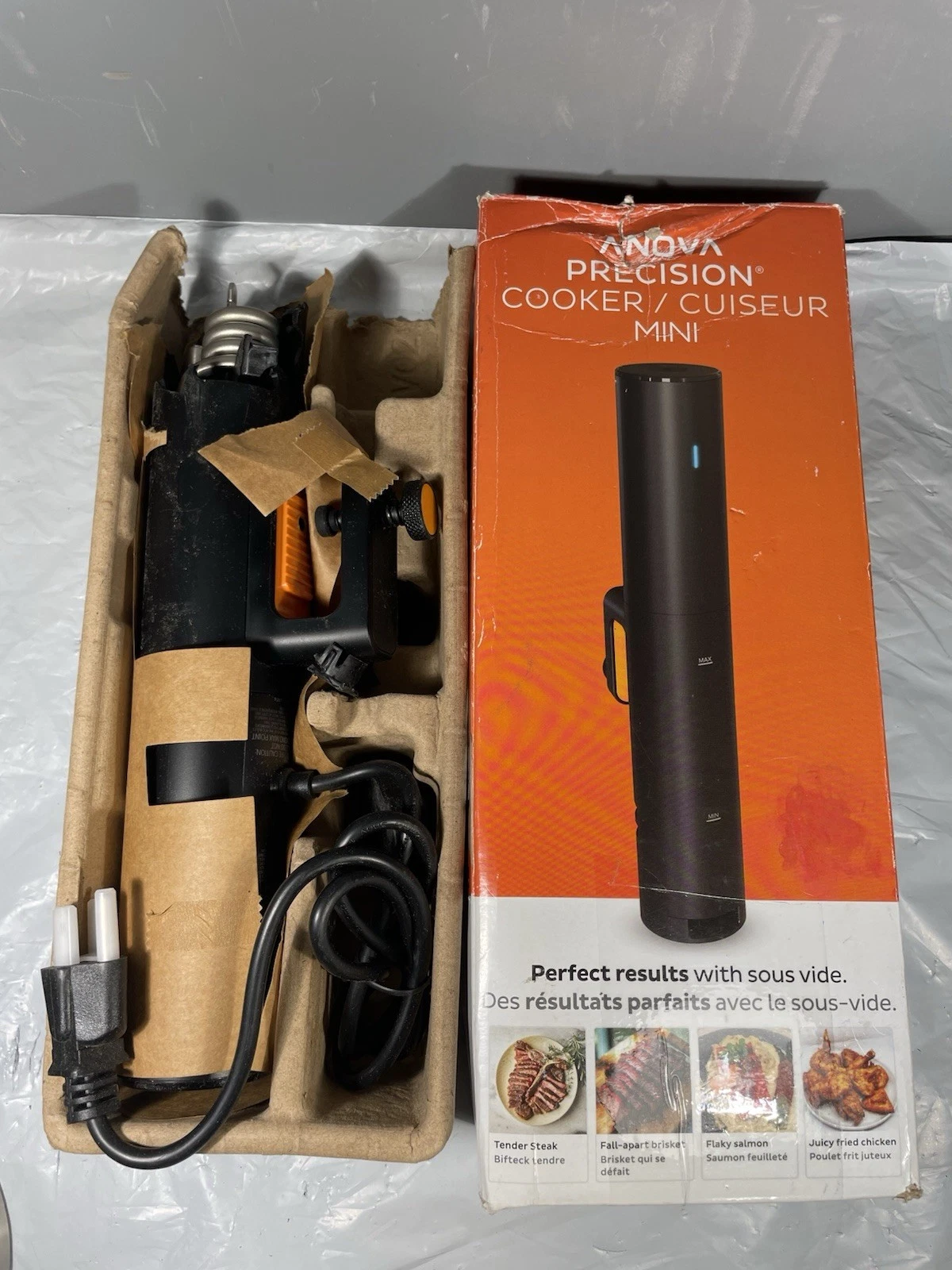 Anova Sous Vide Precision Cooker Mini Lite 800W Black New Damaged For Parts
Opens in a new window or
