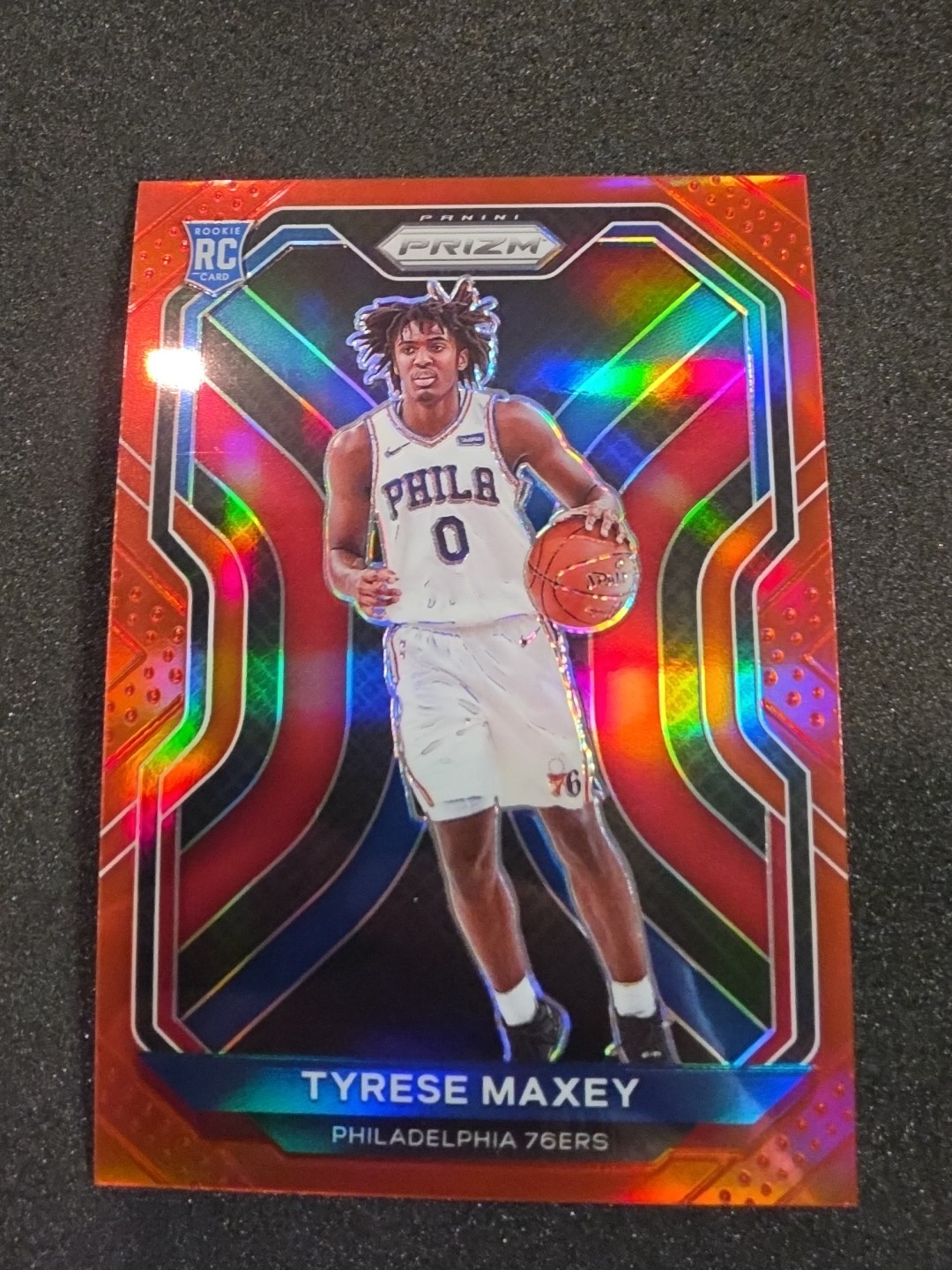 Tyrese Maxey Rookie 2020-21 Panini Prizm Red Prizm Refractor /299 76ers #256