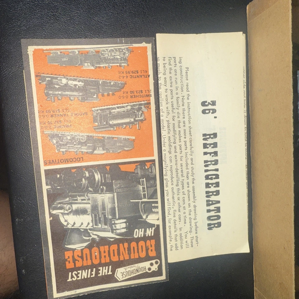 Roundhouse 3121 HO 36' Schwarzschild and Salzberger Billboard Reefer NOS B071 - Image 3 of 4