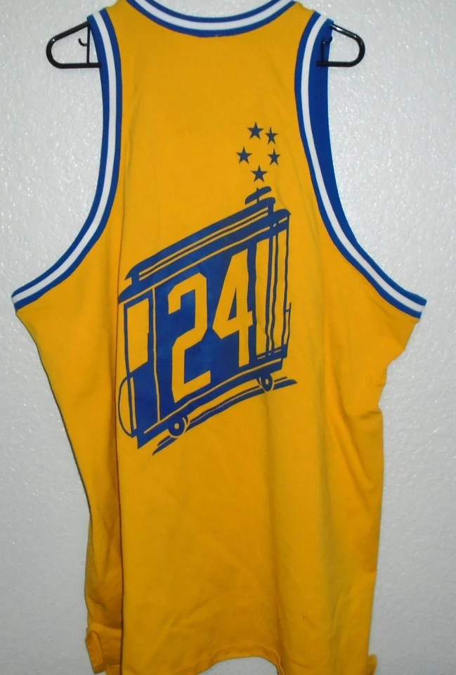 Rick Barry 1966-67 NBA Golden State Warriors Mitchell and Ness Jersey Size XXL - Image 4 of 4