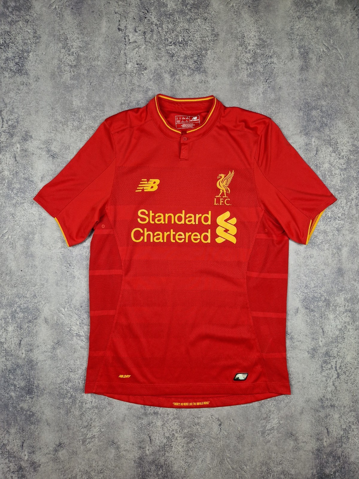 Vintage New Balance Liverpool Soccer Jersey 2016-2017 Football Shirt Red Size S