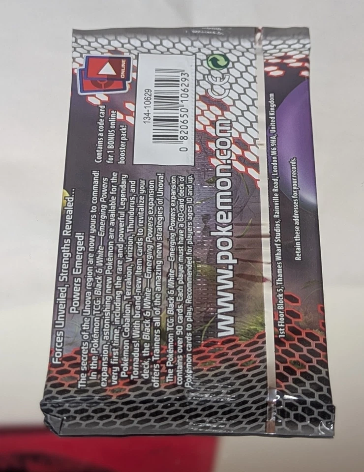 Pokemon TCG Poderes Emergentes Booster Pack Blanco y Negro, Precintado Foto 2 de 2