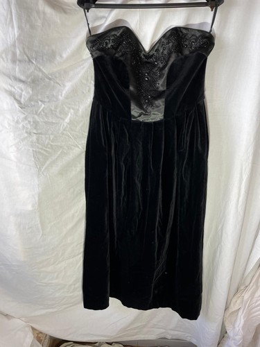 Laura Ashley, Vintage 1980s Laura Ashley Velvet & Cocktail Party Dress - UK 16