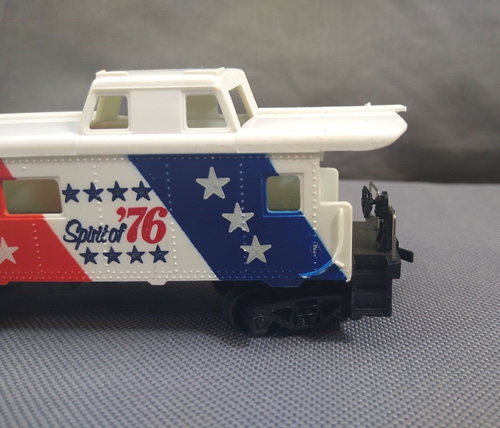 Vintage Tyco HO Spirit of 1776 4 luglio Caboose America USA treno vagone patriottico - Foto 4 di 18