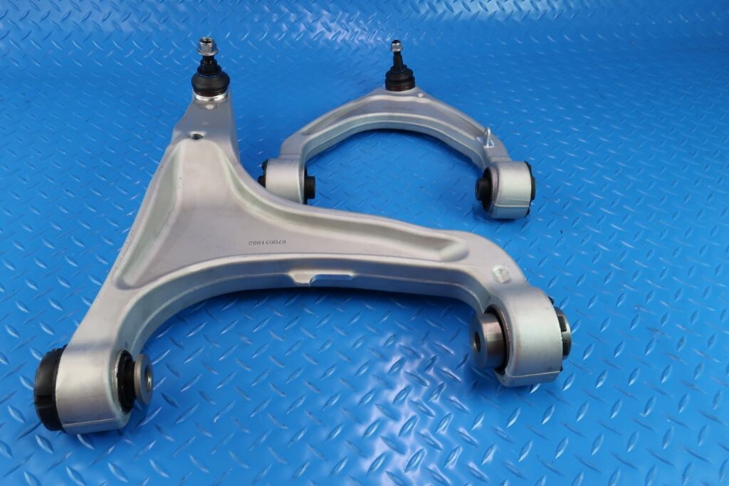 Maserati Levante right front lower & upper control arms #11246
