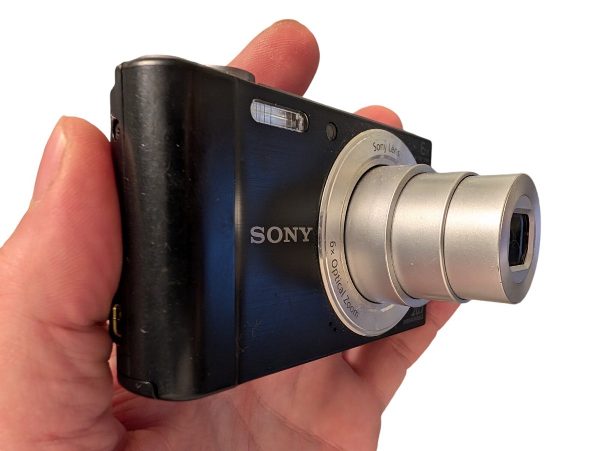 Sony Cyber-shot DSC W810 Optical Zoom Lens Doesn't Retract
